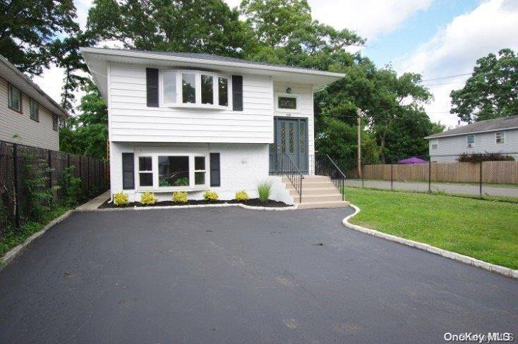 Huntington Station, NY 11746,46B 9th AVE