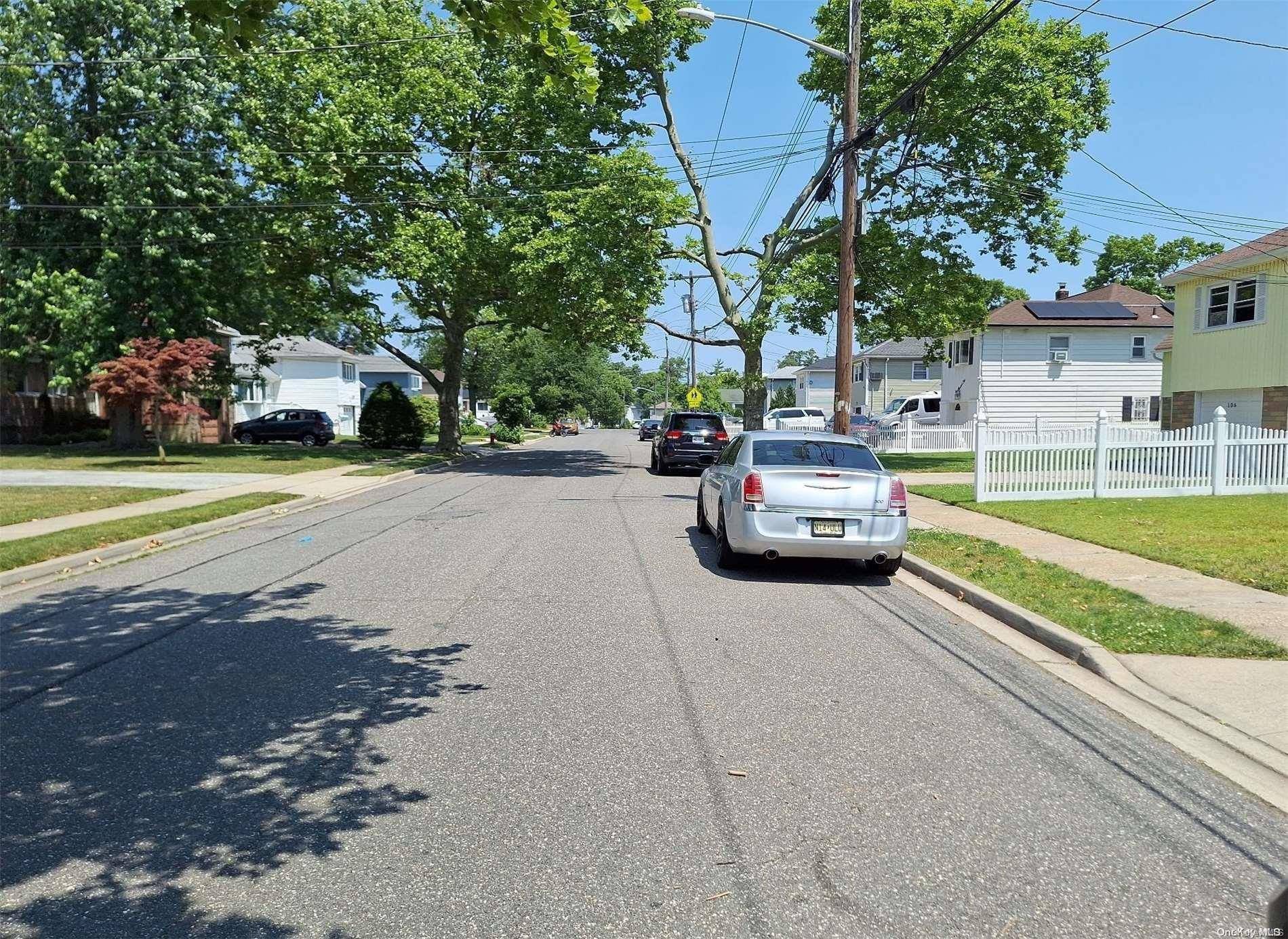 Roosevelt, NY 11575,102 Hausch BLVD