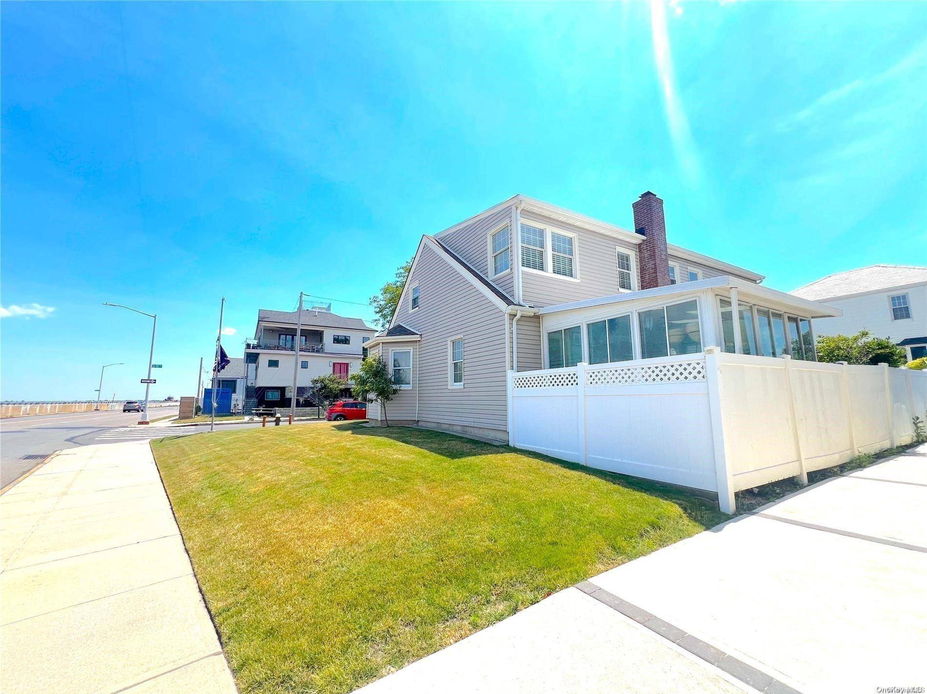 Belle Harbor, NY 11694,567 Beach 131st St