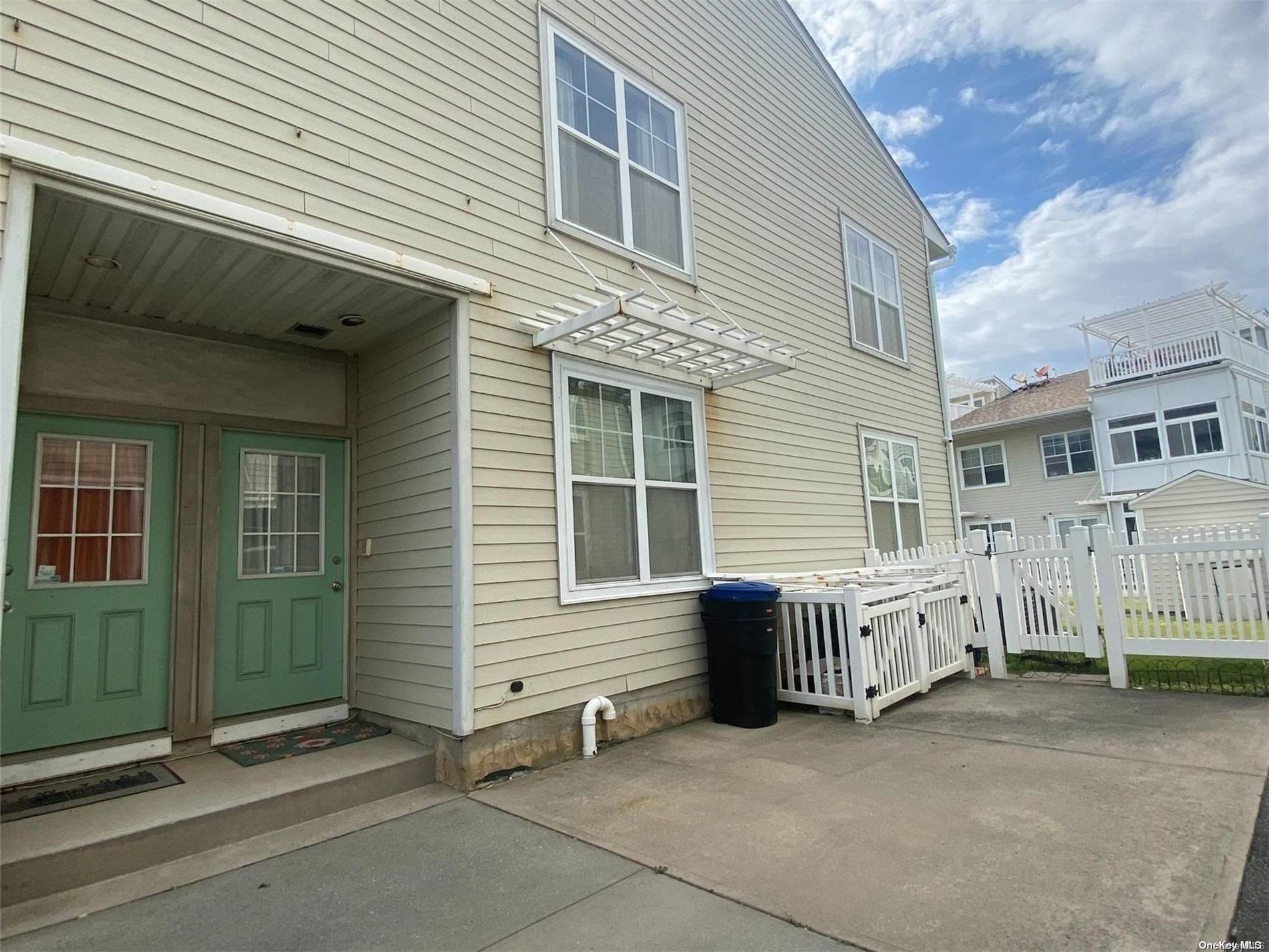 Arverne, NY 11692,69-10 Beach Front RD