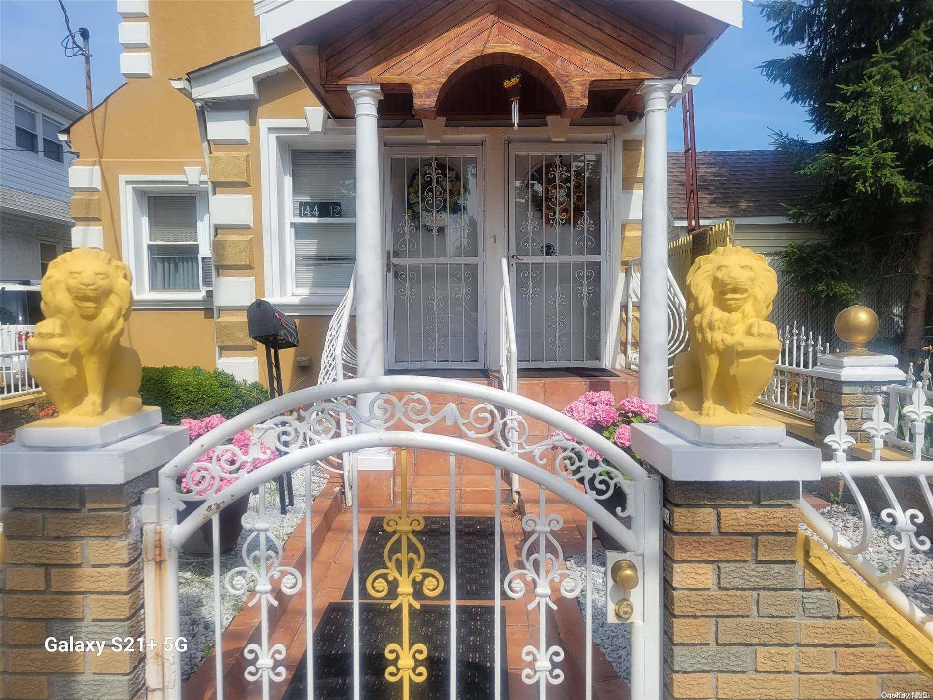 Laurelton, NY 11413,144-12 225th ST