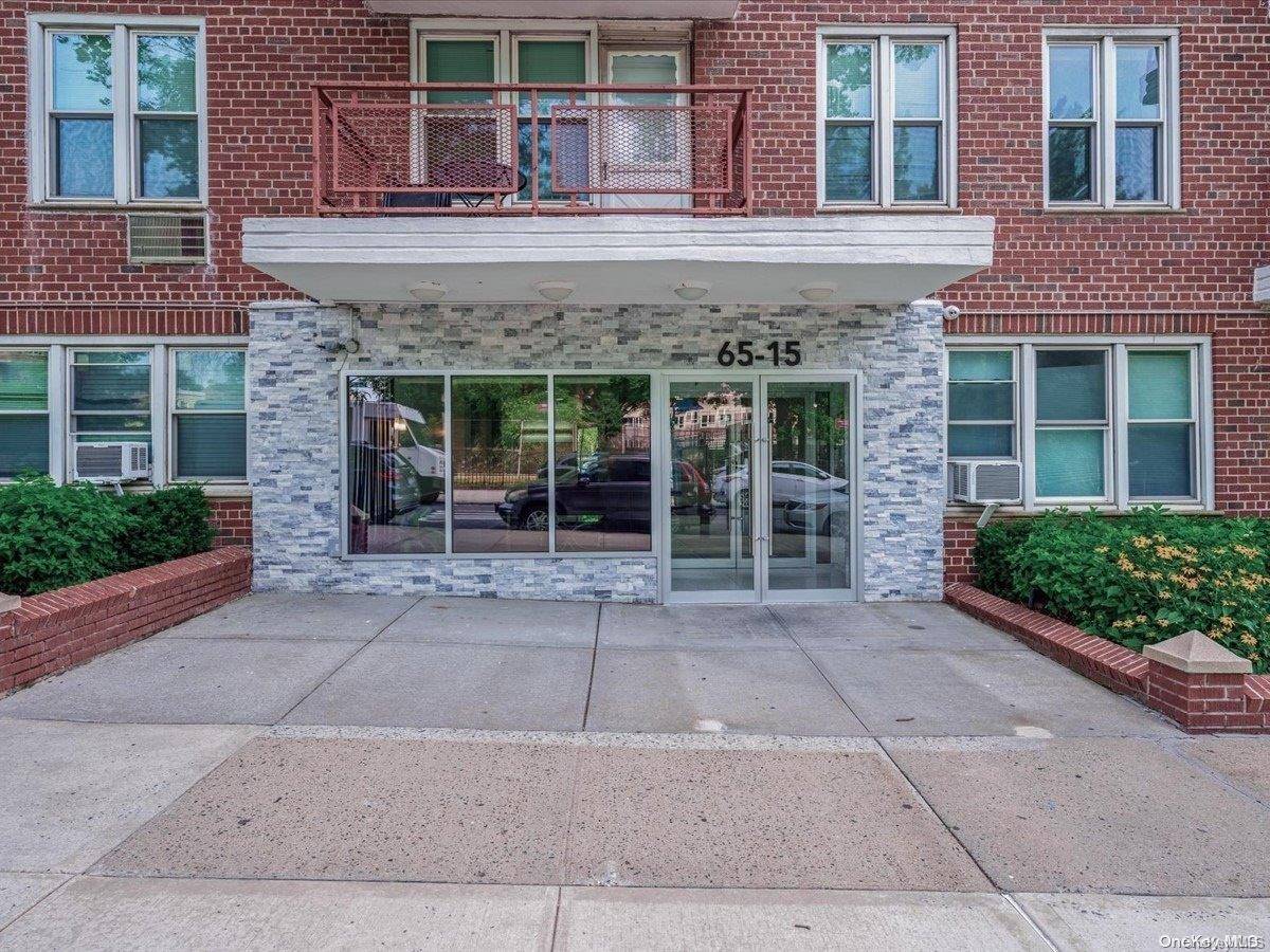 Rego Park, NY 11374,65-15 Alderton ST #1A