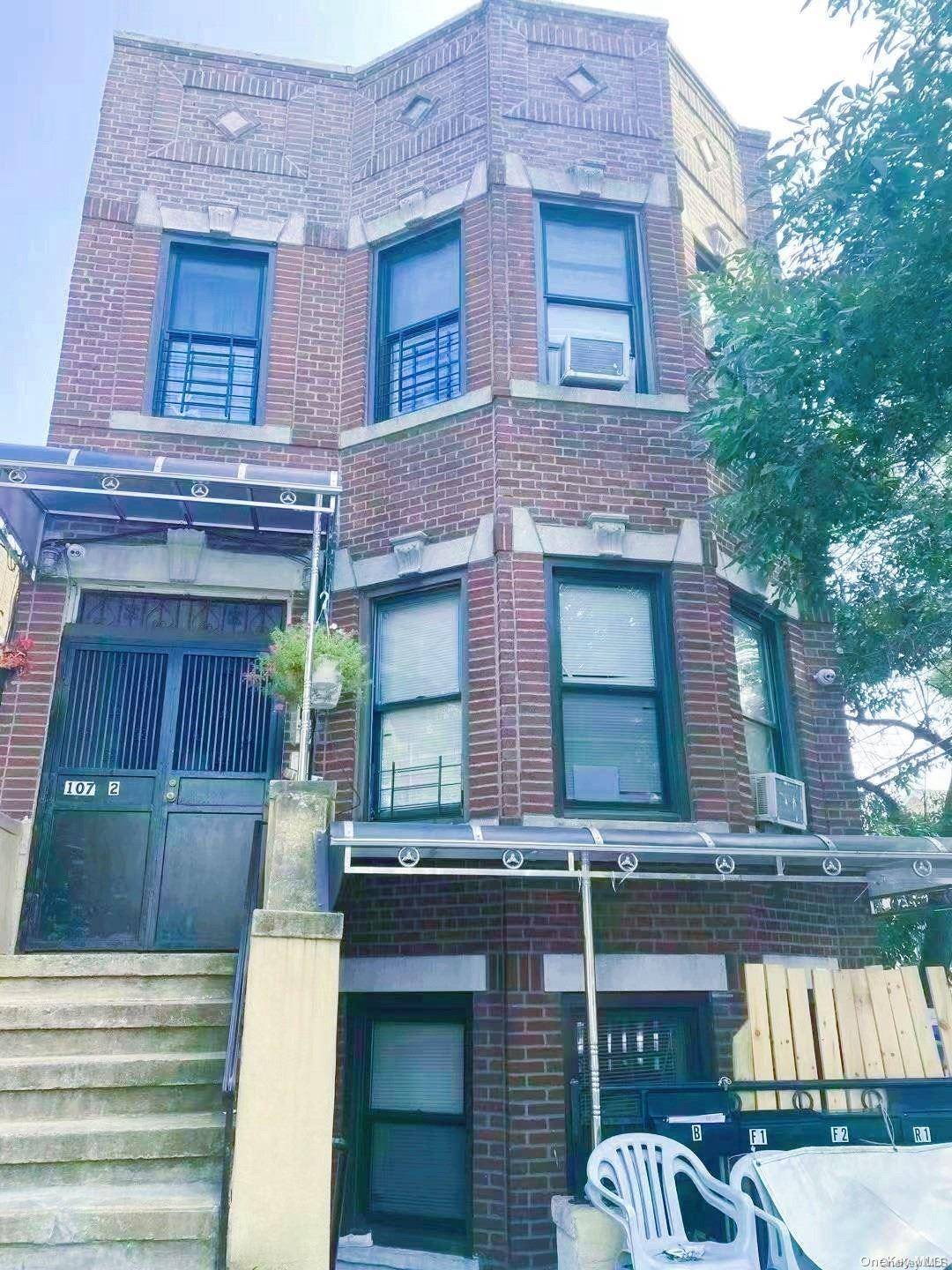 Corona, NY 11368,107-02 34th AVE