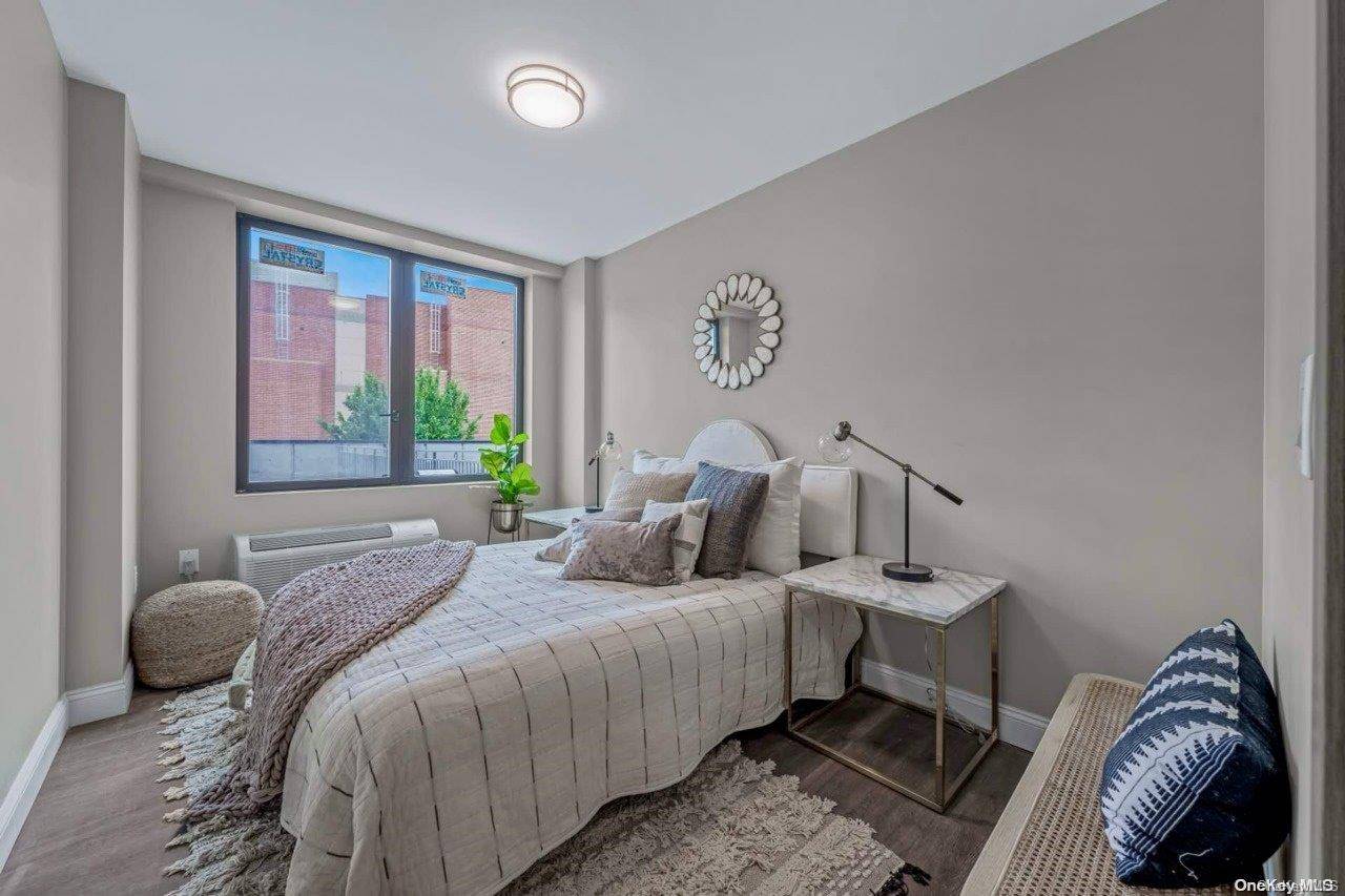 Fresh Meadows, NY 11365,163-07 72 AVE #2A