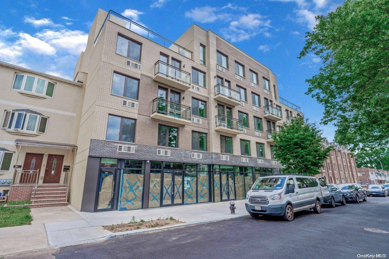 Fresh Meadows, NY 11365,163-07 72 AVE #2A