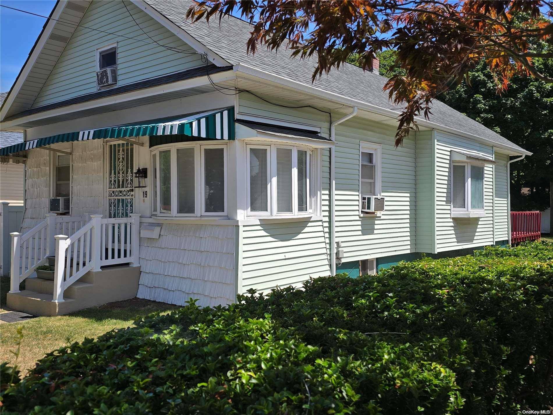 Freeport, NY 11520,19 Independence AVE