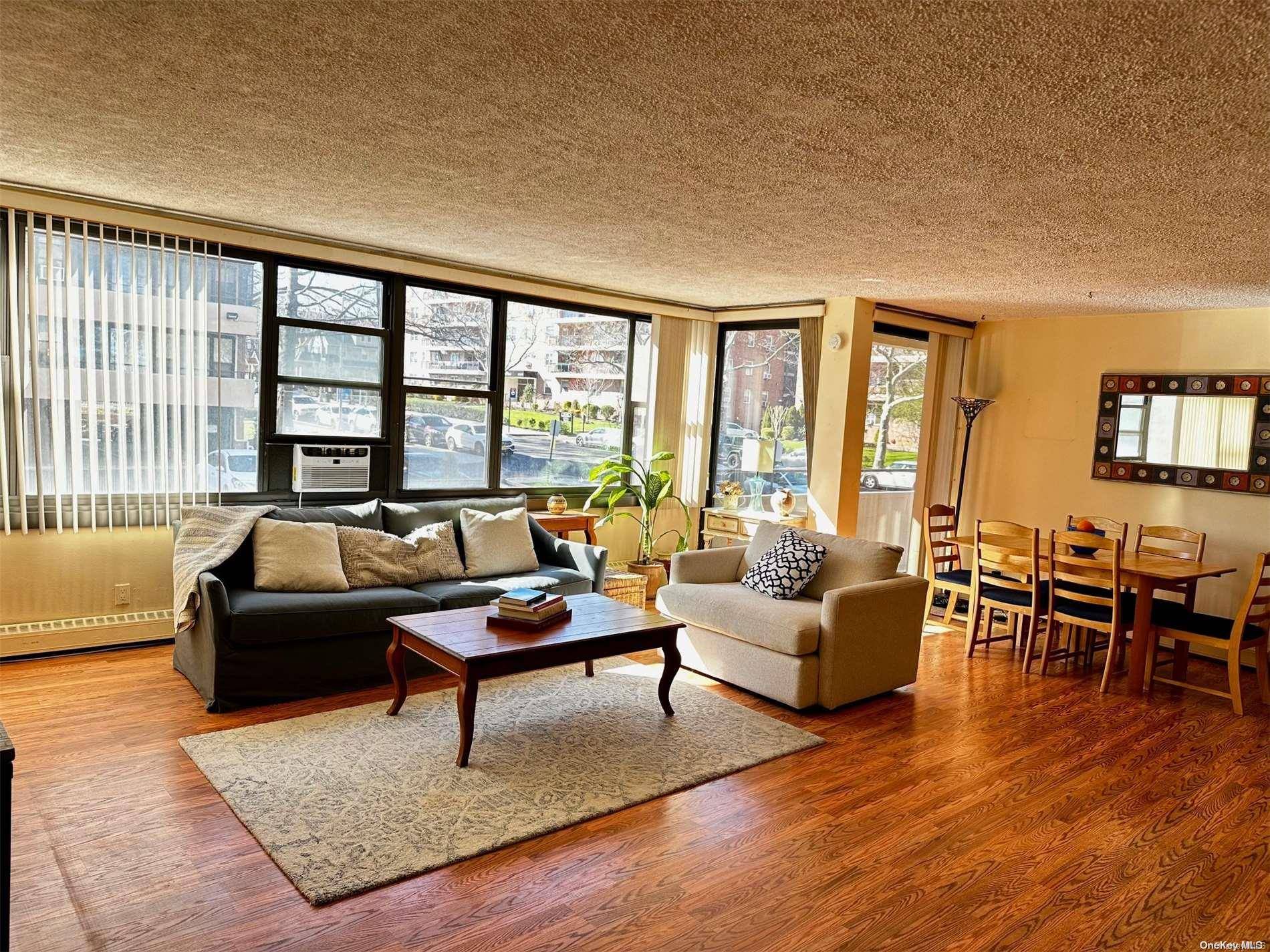 Beechhurst, NY 11357,162-30 Powells Cove BLVD #2D