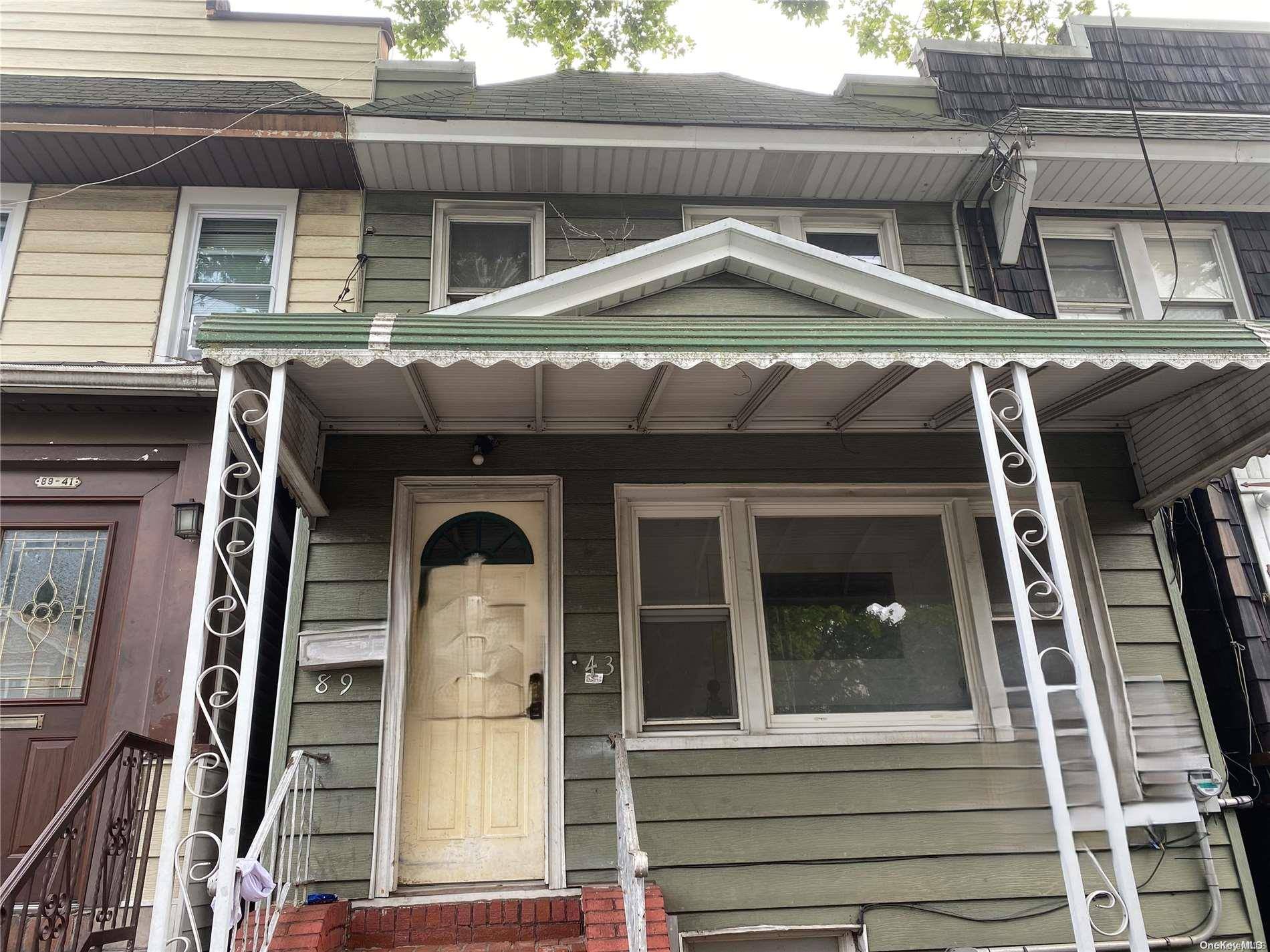 Woodhaven, NY 11421,89-43 92nd ST