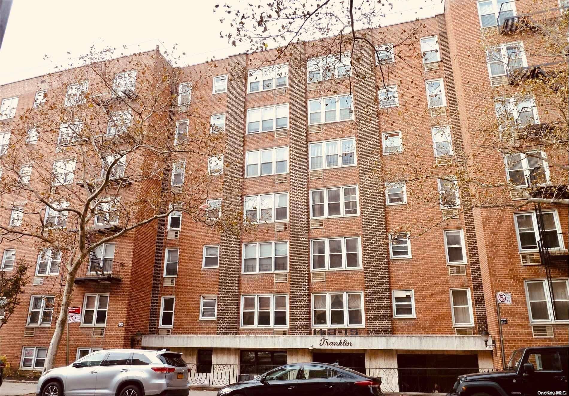 Flushing, NY 11355,142-15 Franklin Ave #3J