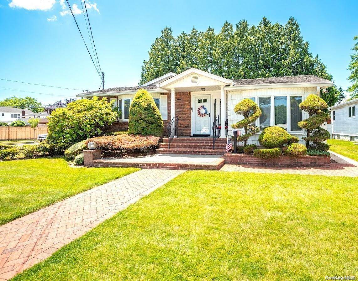 Massapequa, NY 11758,168 N Beech ST
