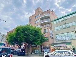 Elmhurst, NY 11373,40-24 76th ST #4A