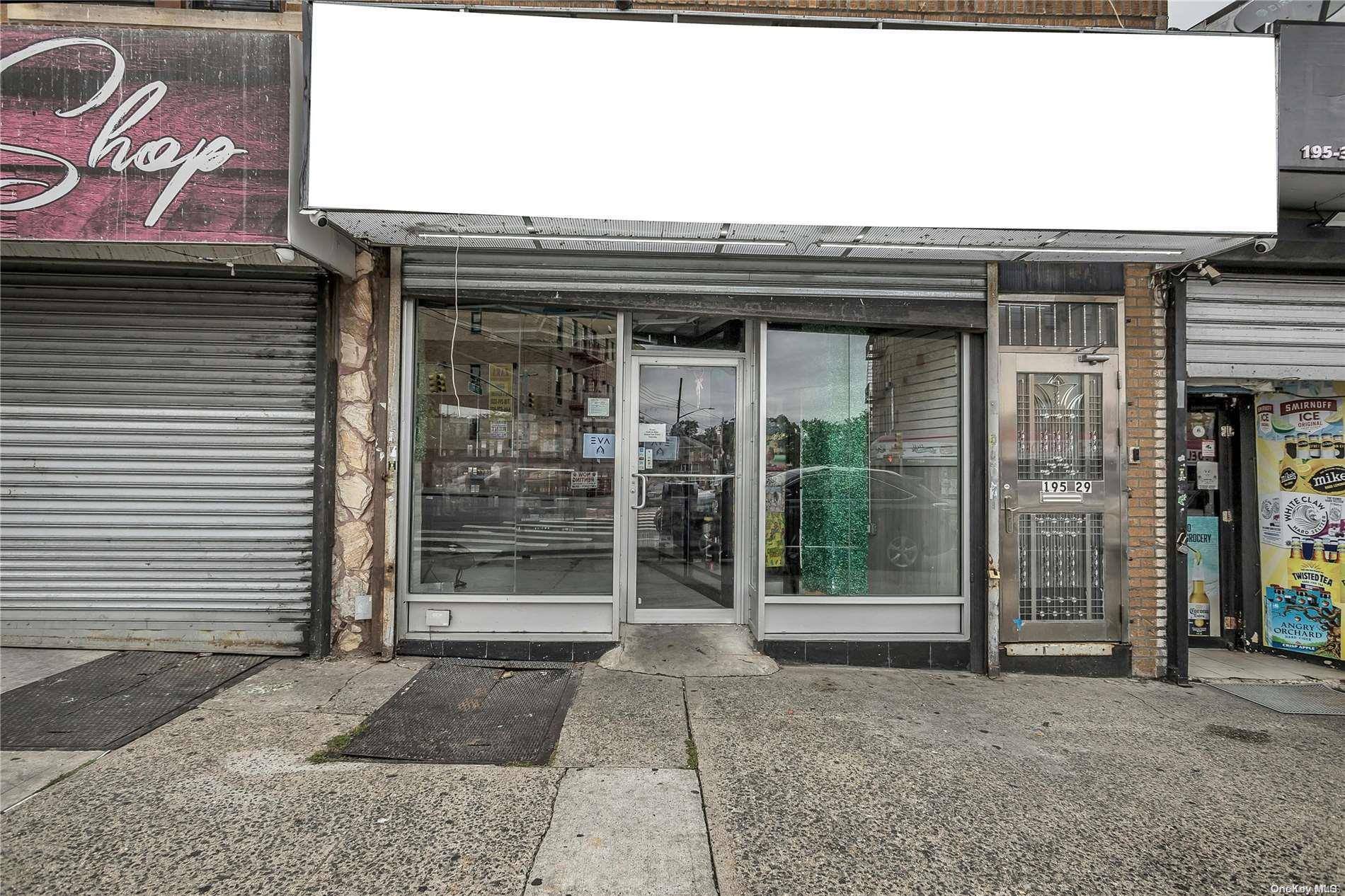 Hollis, NY 11423,195-29 Jamaica AVE #3