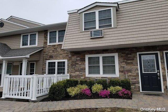 Bayport, NY 11705,100 Imperial #I2-226