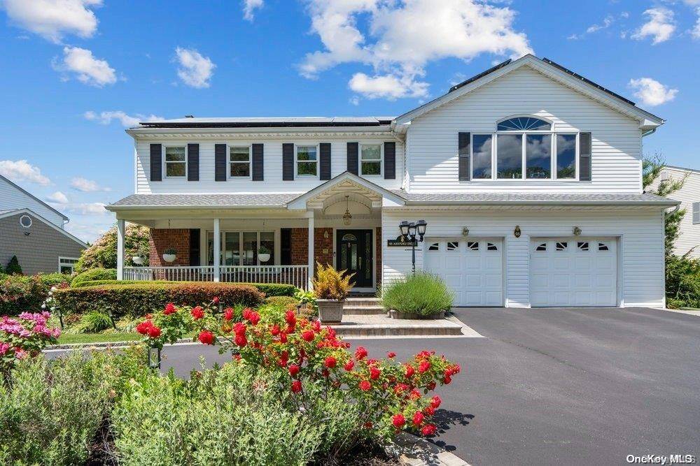 Syosset, NY 11791,95 Ashford DR