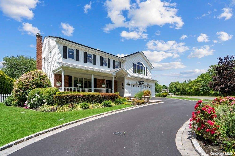 Syosset, NY 11791,95 Ashford DR