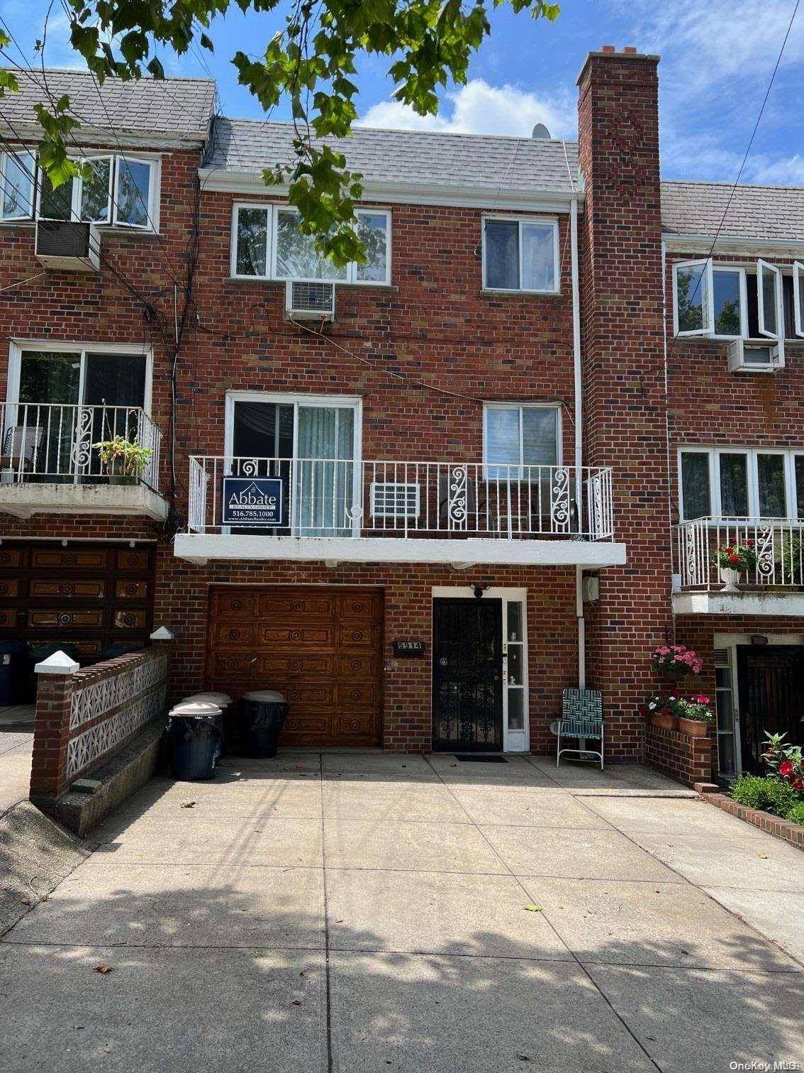 Maspeth, NY 11378,59-14 60th LN