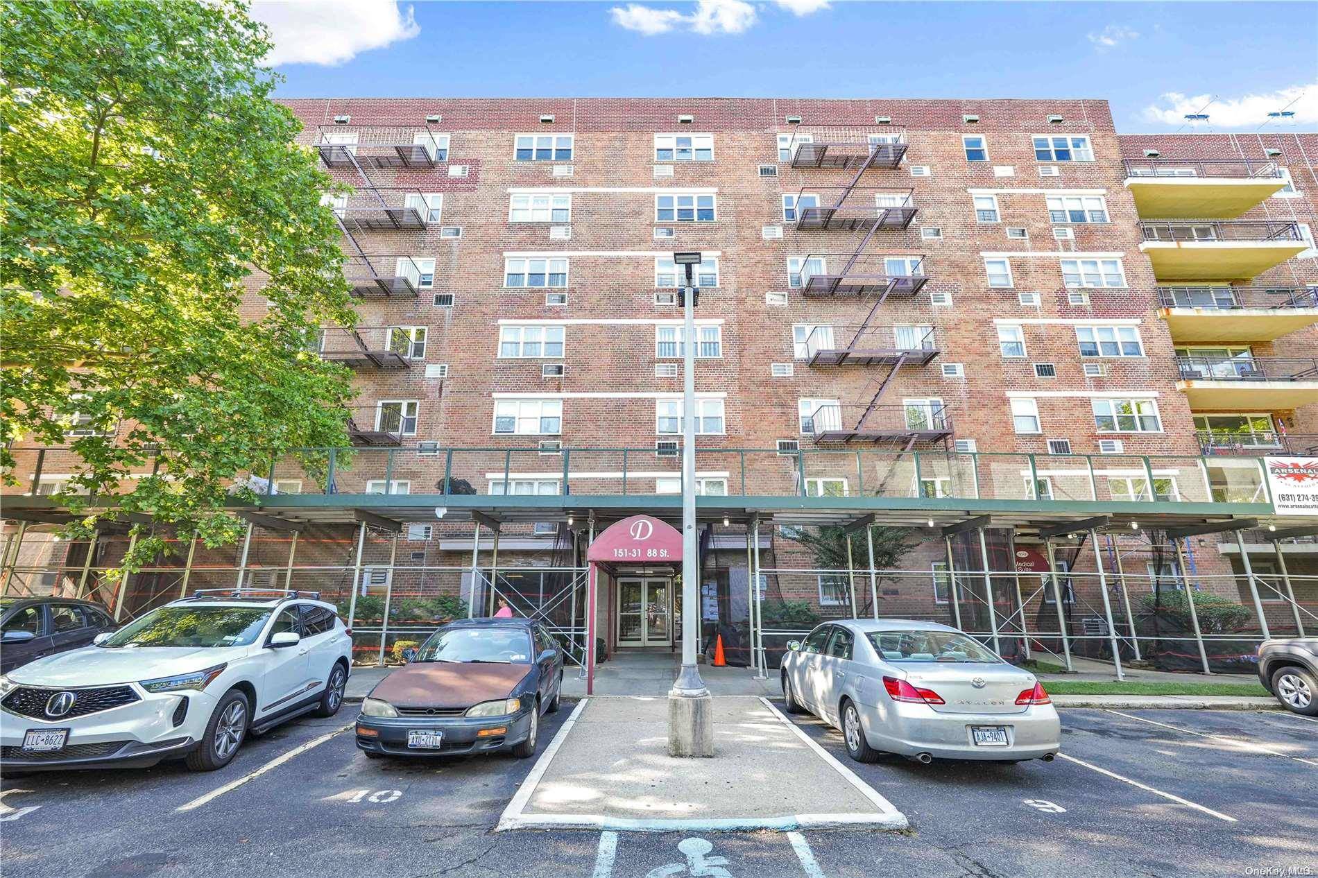 Howard Beach, NY 11414,151-31 88th Street #2K