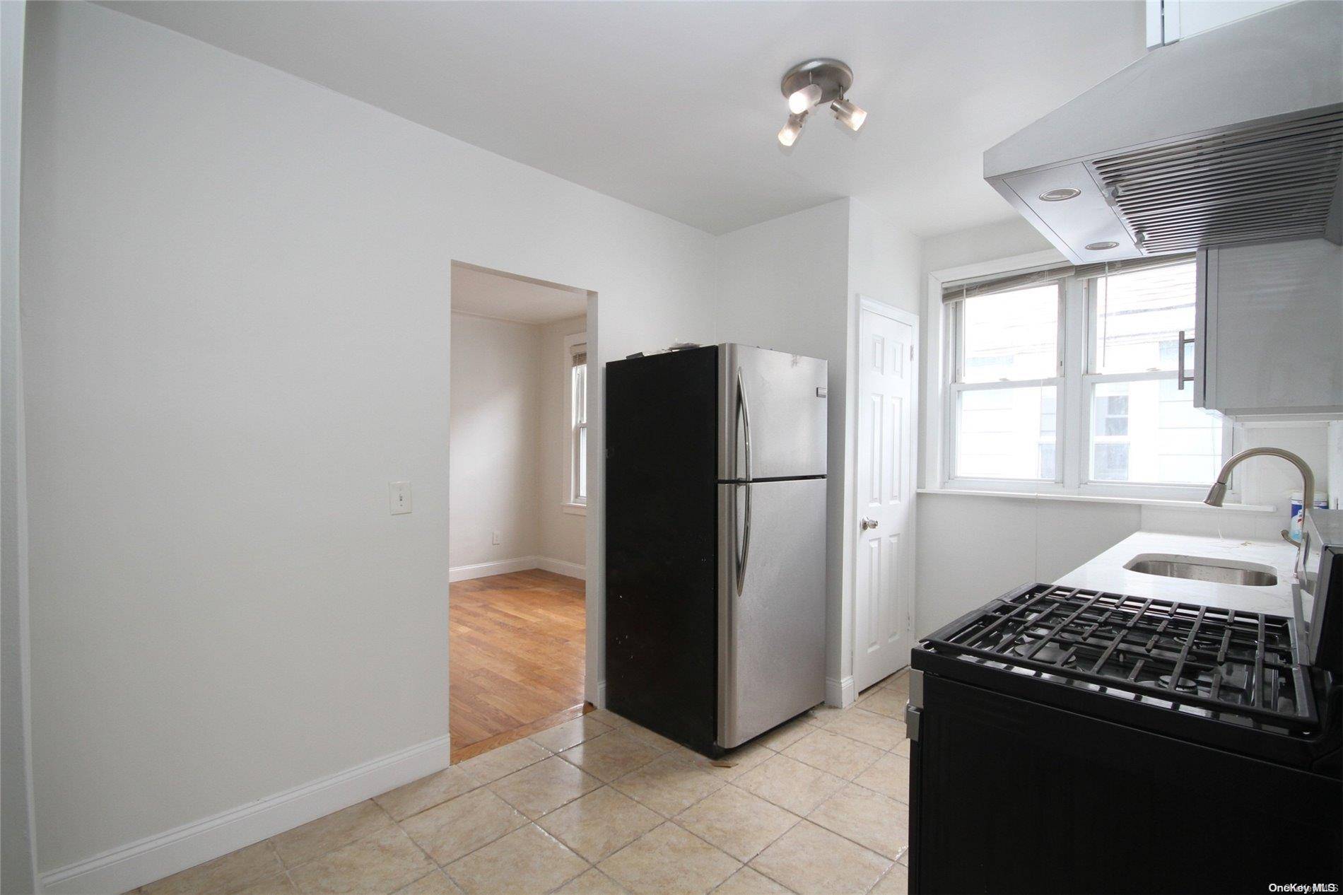 Maspeth, NY 11378,64-17 58th RD