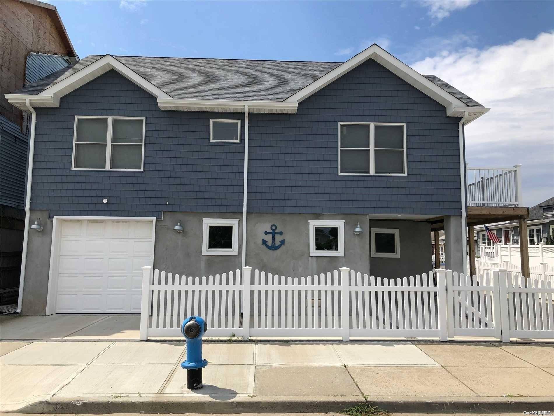 Long Beach, NY 11561,652 W Park AVE