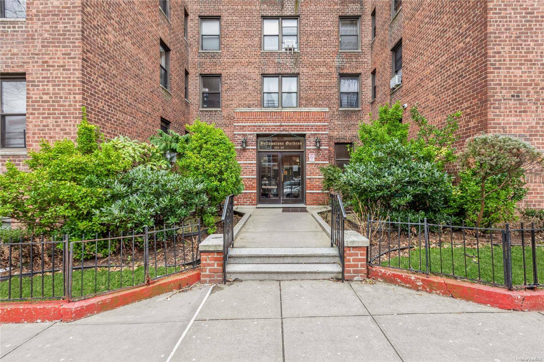 Forest Hills, NY 11375,102-36 64 Ave #6A