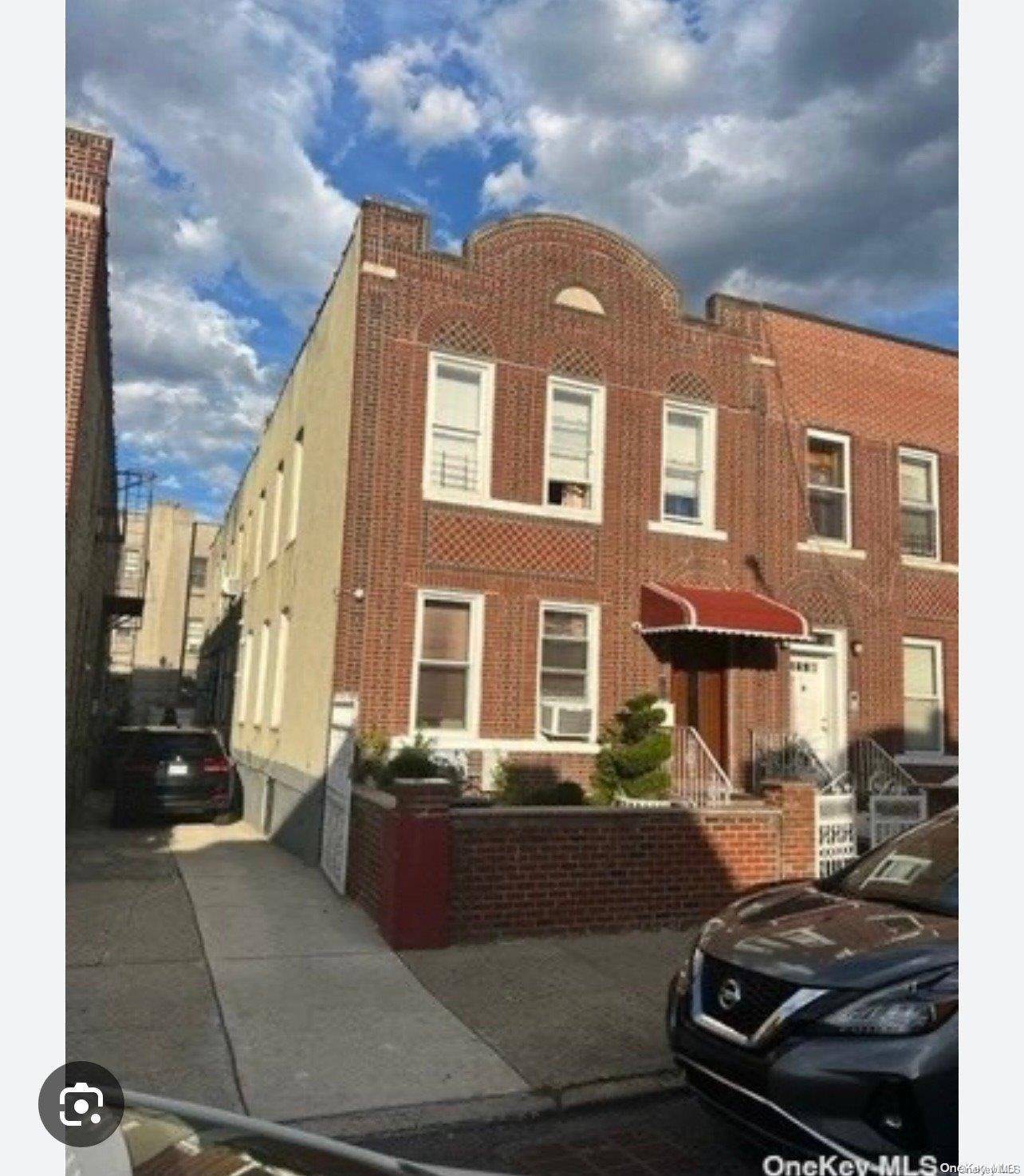 Brownsville, NY 11212,315 Legion ST