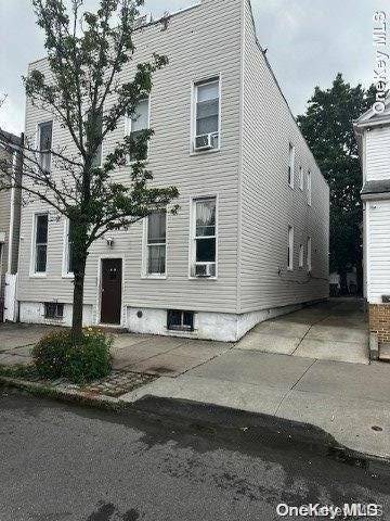 Ozone Park, NY 11416,94-16 94th ST