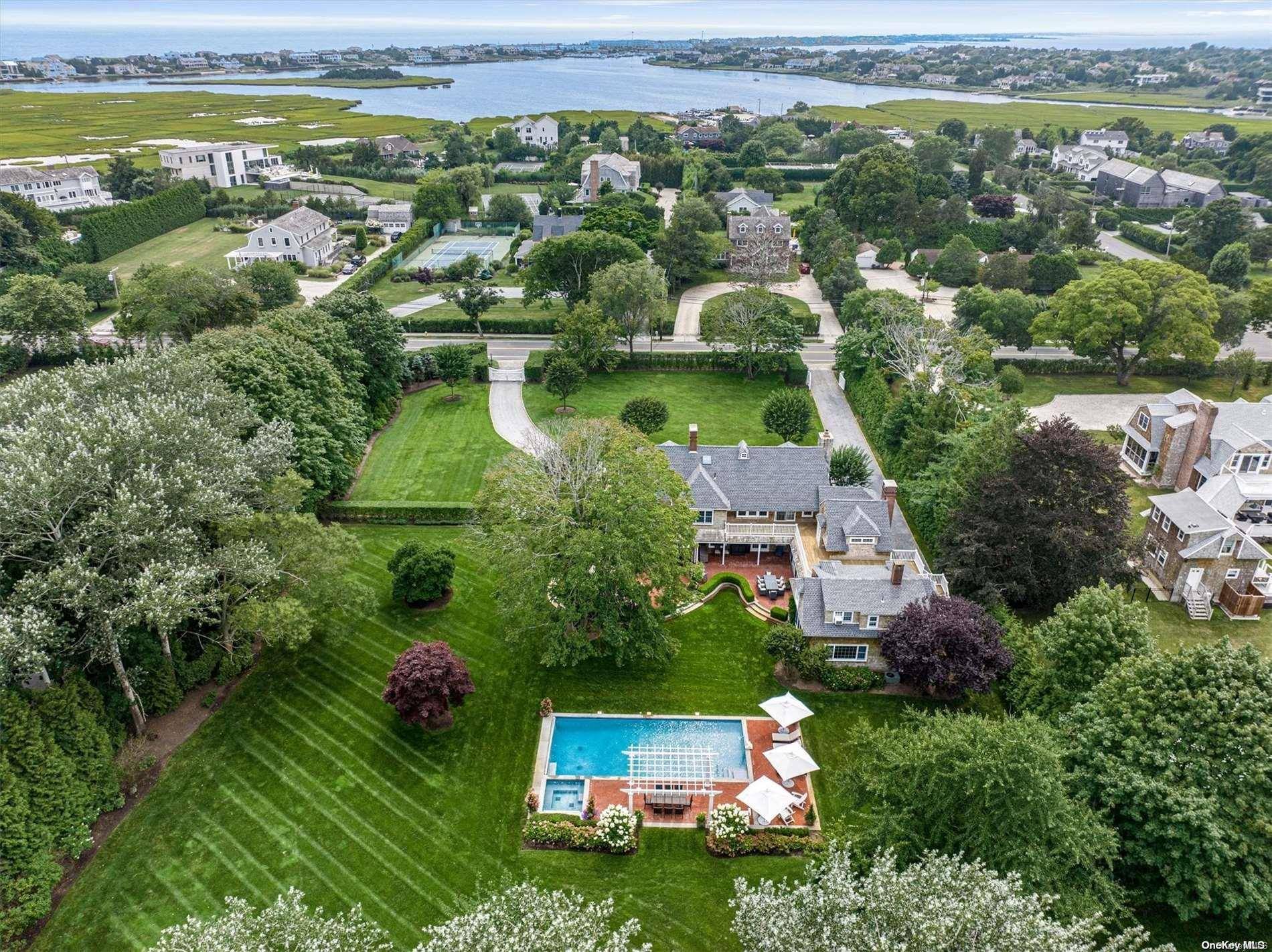 Westhampton Beach, NY 11978,Address not disclosed