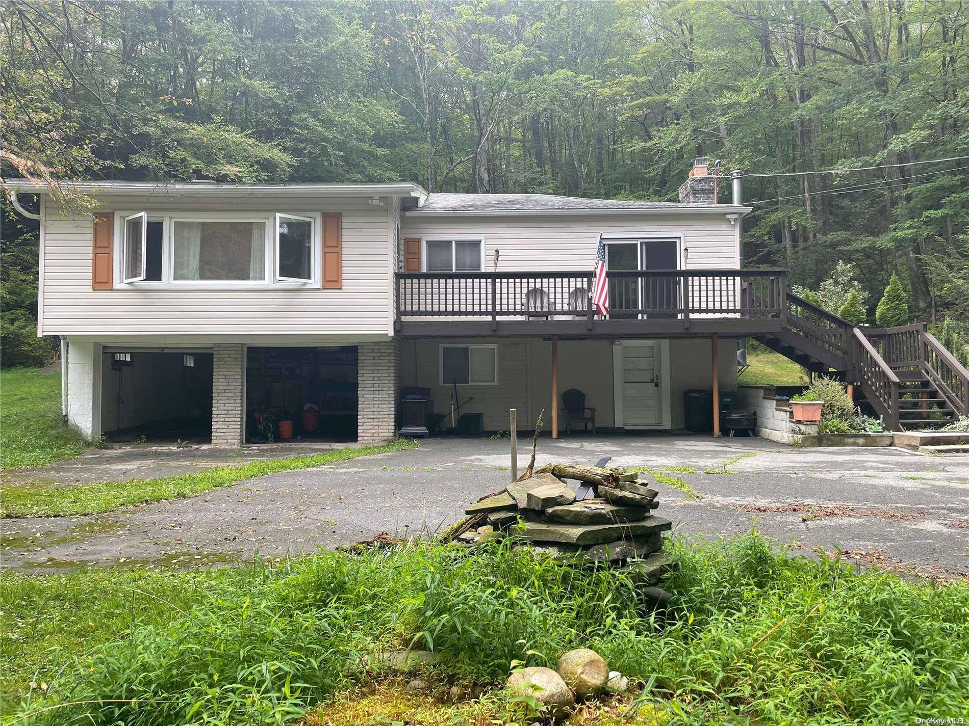 Cuddebackville, NY 12729,235 Kennel RD