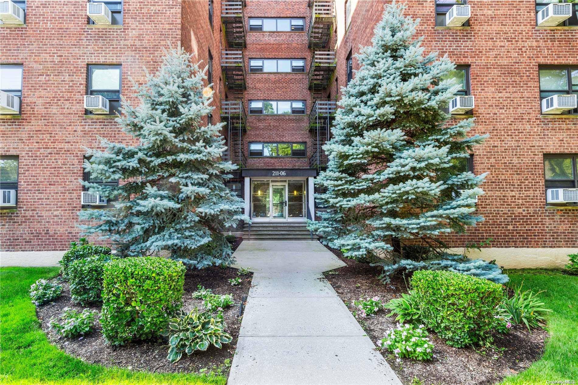 Oakland Gardens, NY 11364,211-06 75th AVE #1C