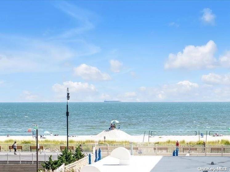 Lido Beach, NY 11561,251 W Broadway #106