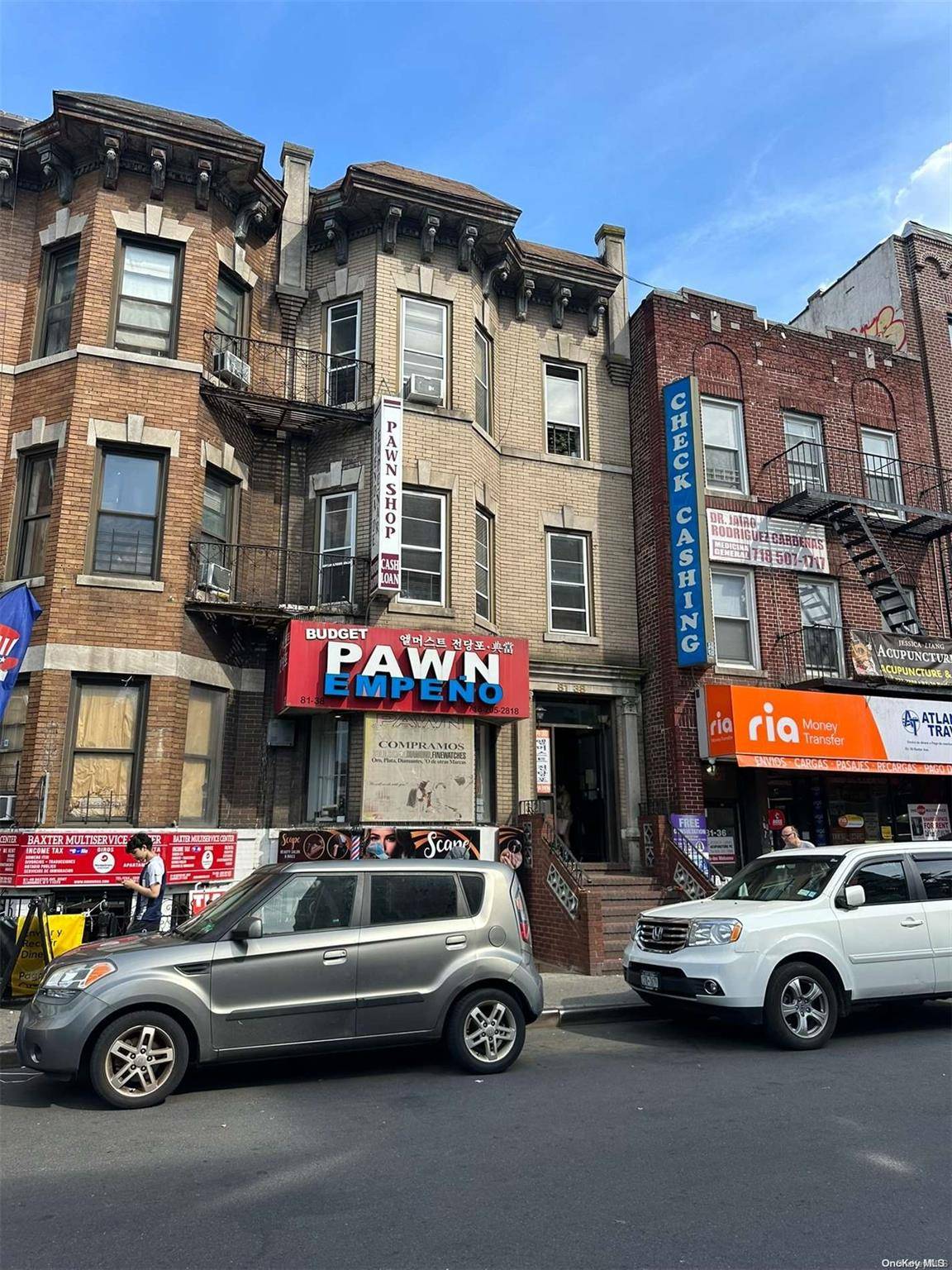 Elmhurst, NY 11373,81-38 Baxter AVE