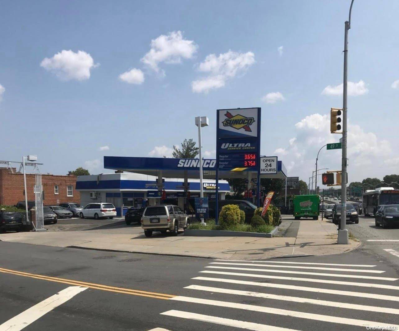 East Elmhurst, NY 11370,49-05 Astoria Blvd