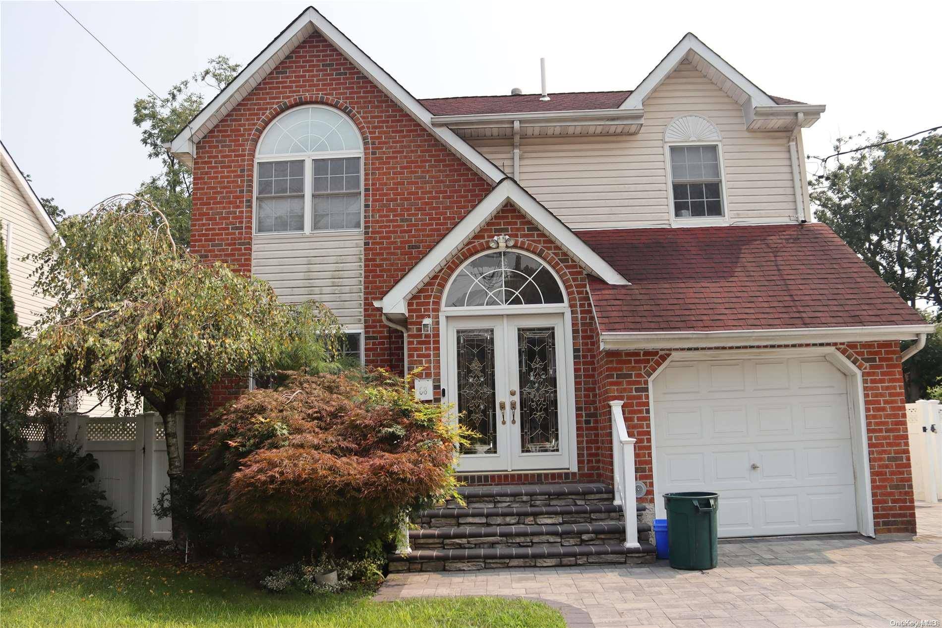 Roosevelt, NY 11575,88 E Roosevelt AVE