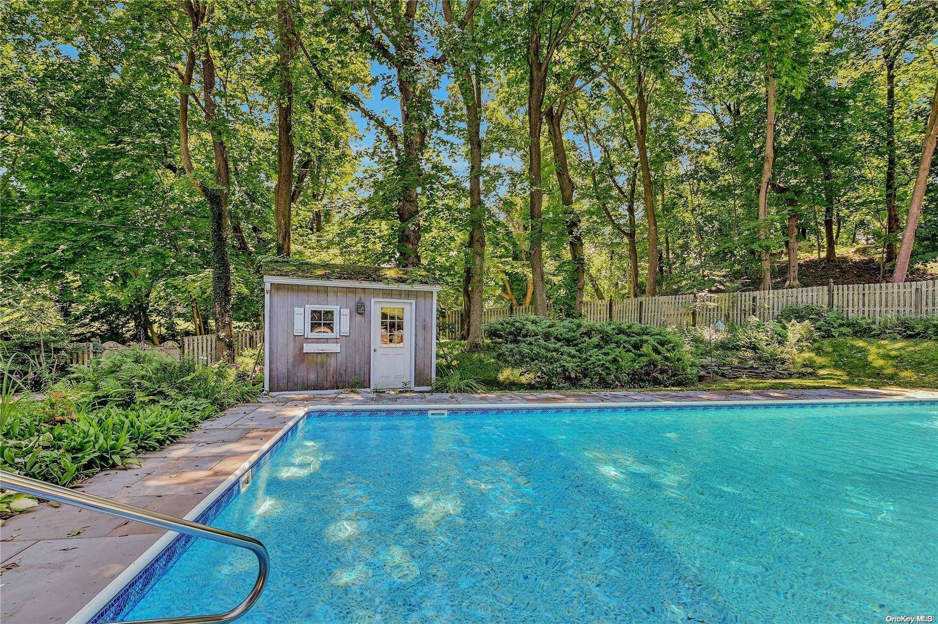 Orient, NY 11957,825 Munn LN