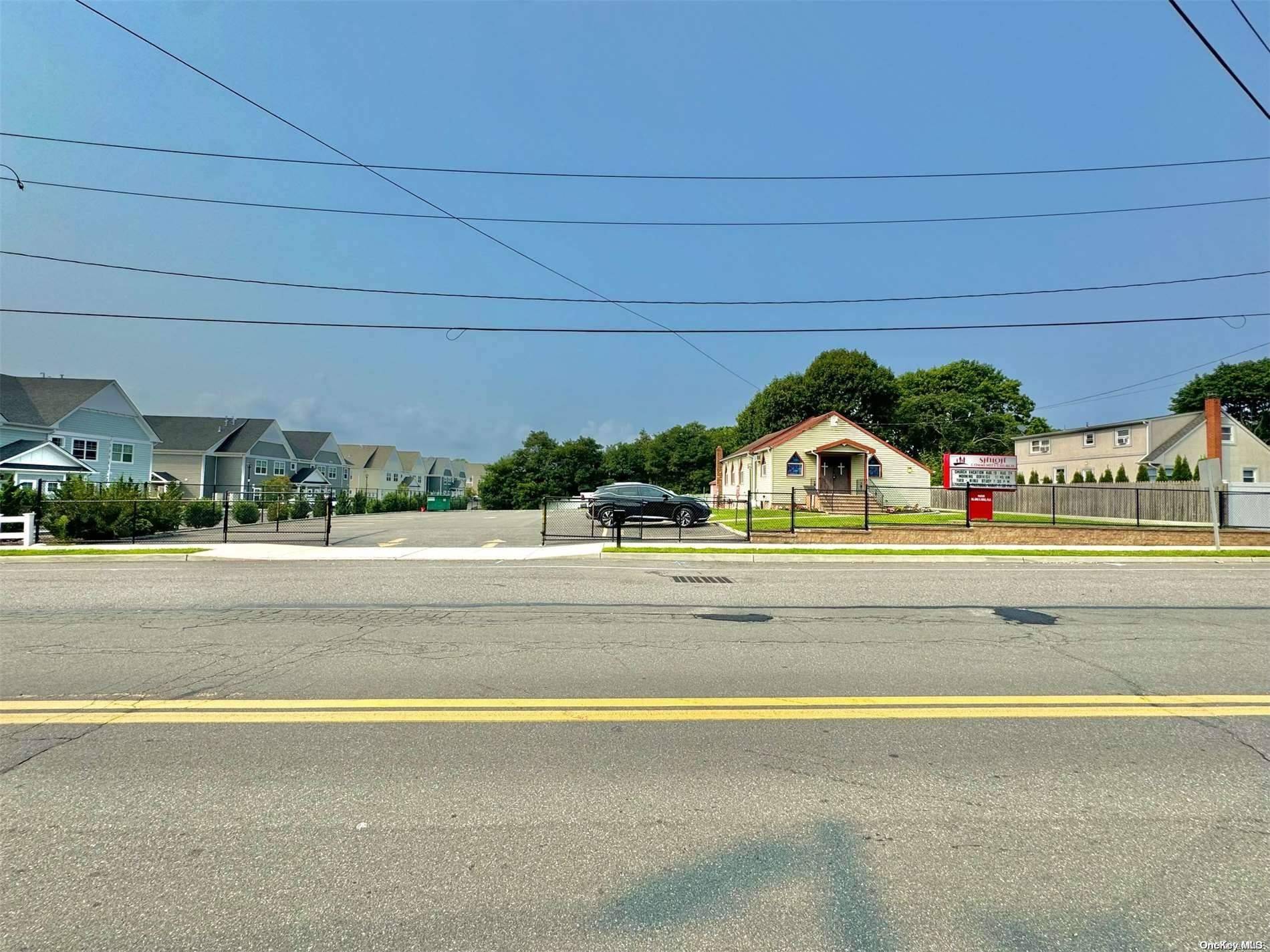 Bellport, NY 11713,515 Atlantic AVE