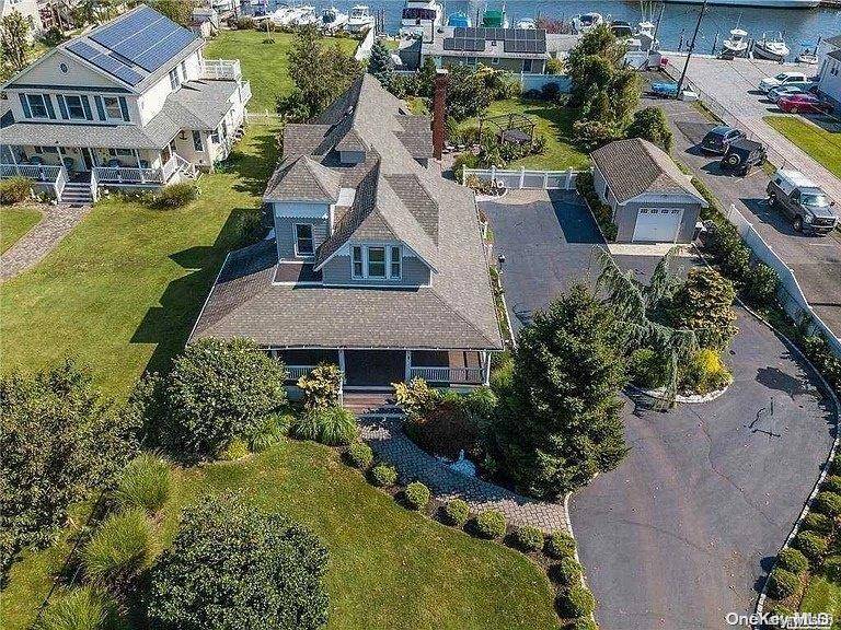 Bay Shore, NY 11706,95 Ocean AVE