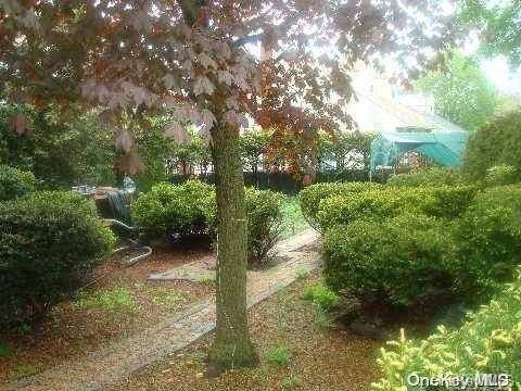 North New Hyde Park, NY 11040,43 Old Stewart AVE