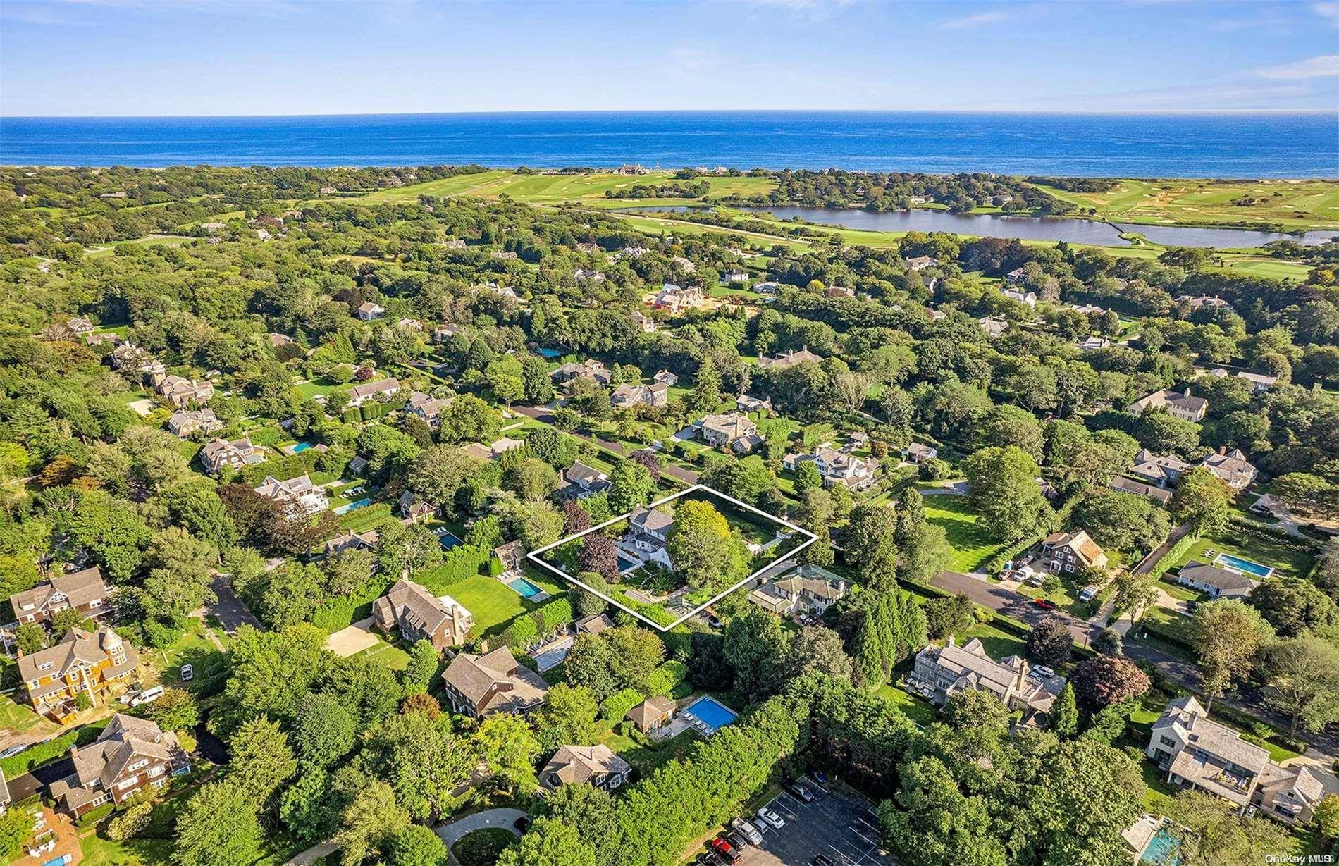 East Hampton, NY 11937,32 Davids LN