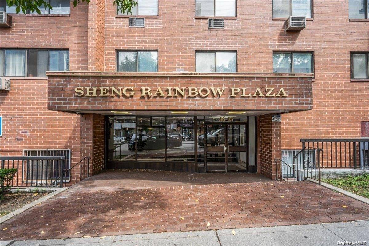 Flushing, NY 11354,36-25 Union ST #Com2