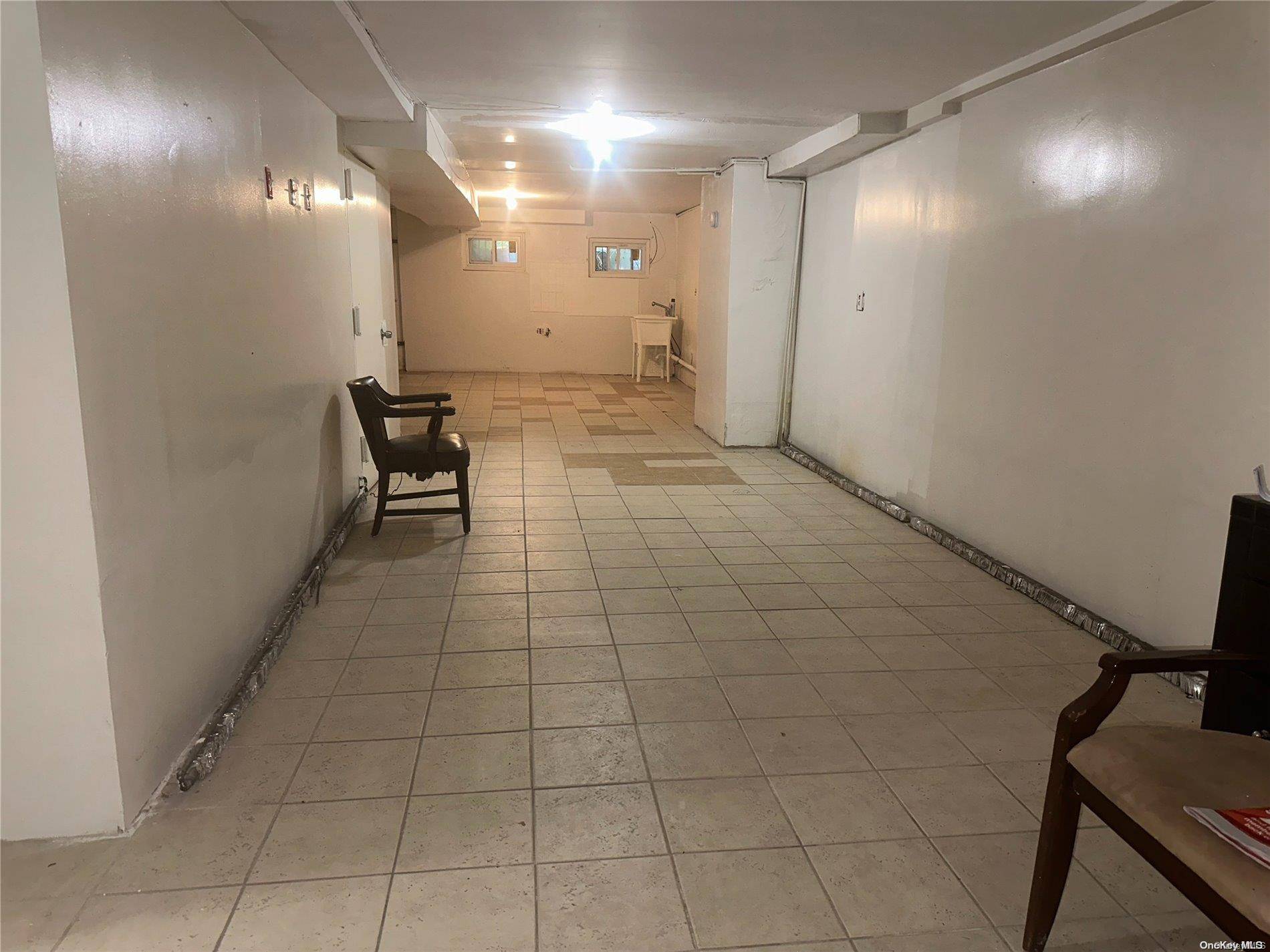 Bed-stuy, NY 11221,974 Dekalb AVE