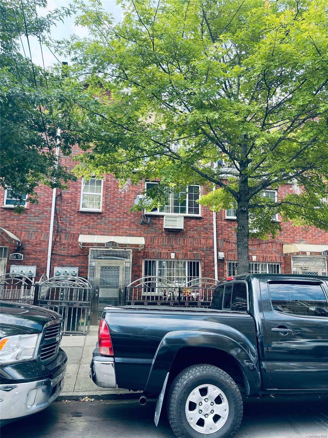 Corona, NY 11368,104-73 48th AVE