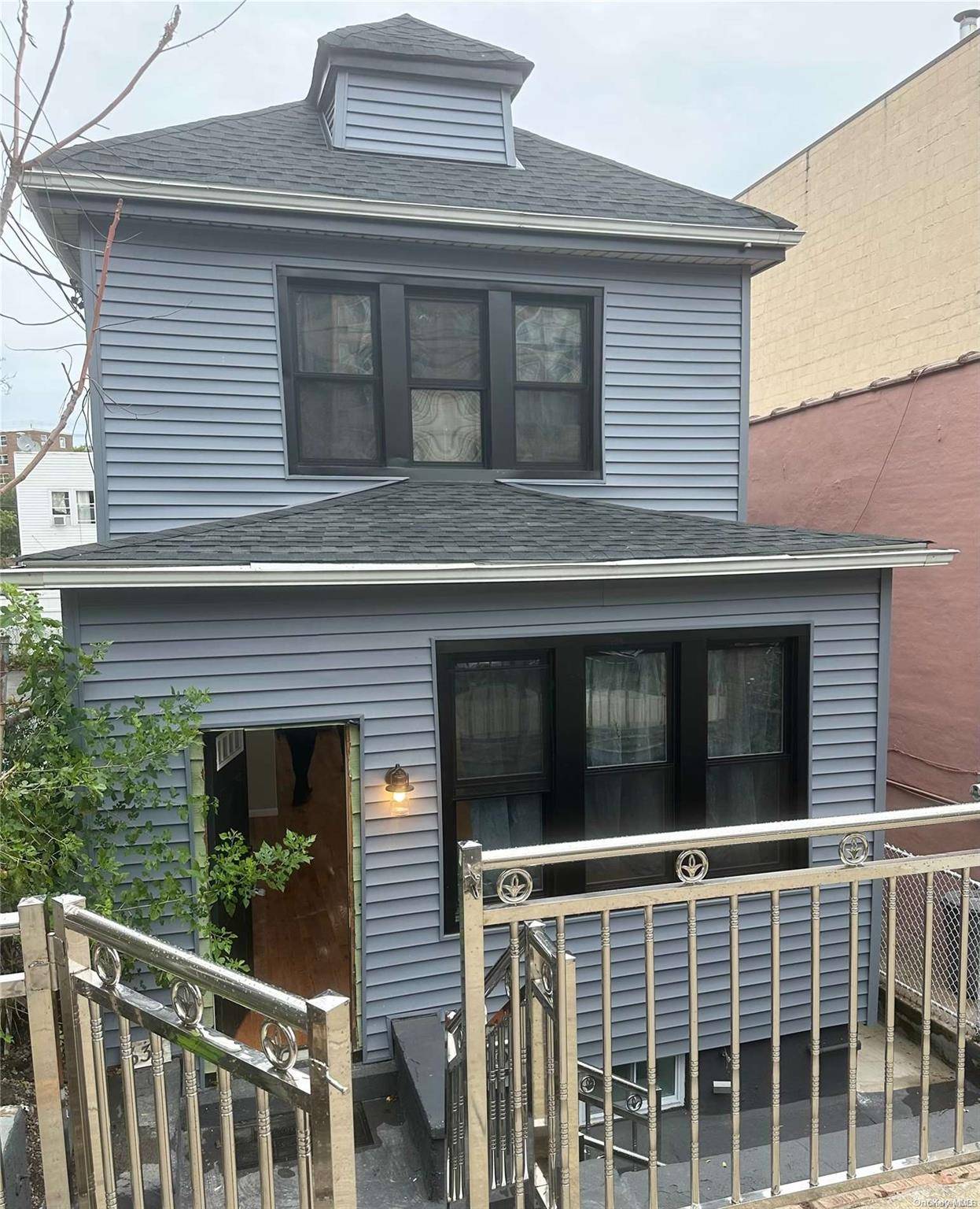 Canarsie, NY 11236,635 E 104th ST