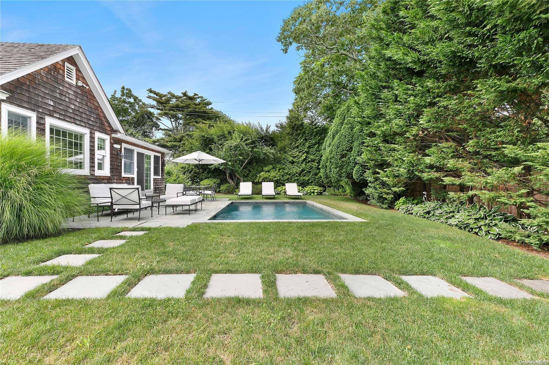 East Hampton, NY 11937,98 Sherrill RD