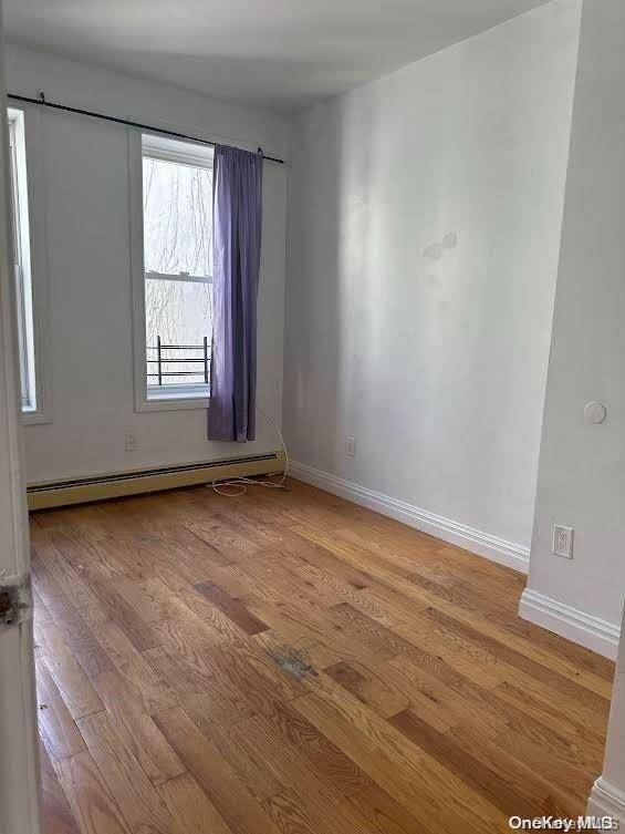 Brooklyn, NY 11207,581 Van Siclen AVE #2nd Fl