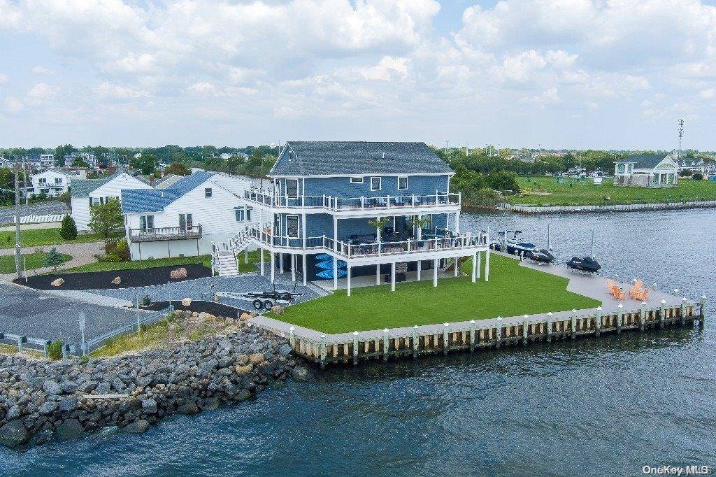 Amity Harbor, NY 11701,118 Westernconcourse