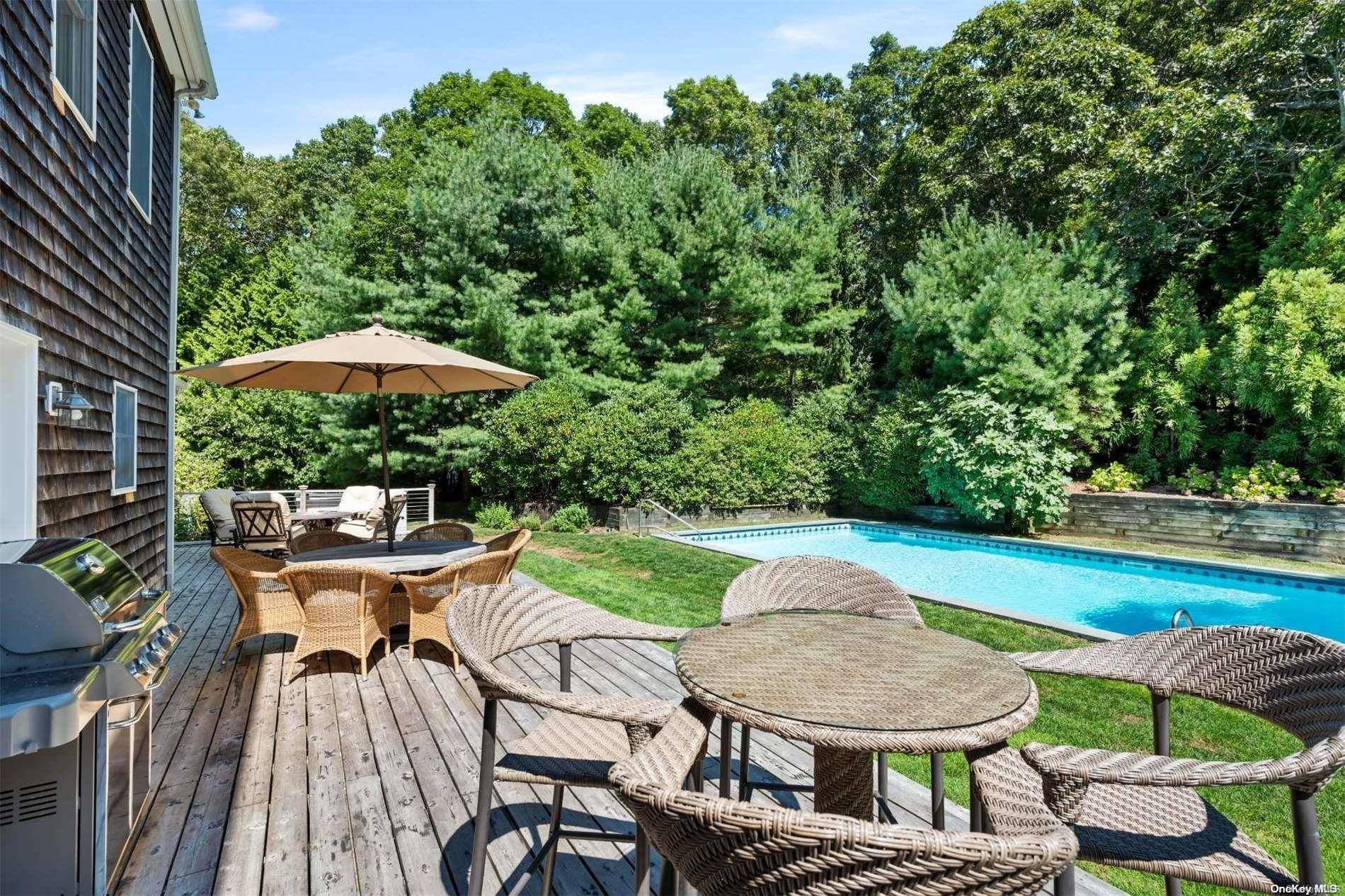 Southampton, NY 11968,11 Dorset RD