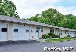 Ridge, NY 11961,332C Woodbridge DR #332C