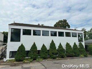 Huntington, NY 11743,152 E Main Unit F ST #F