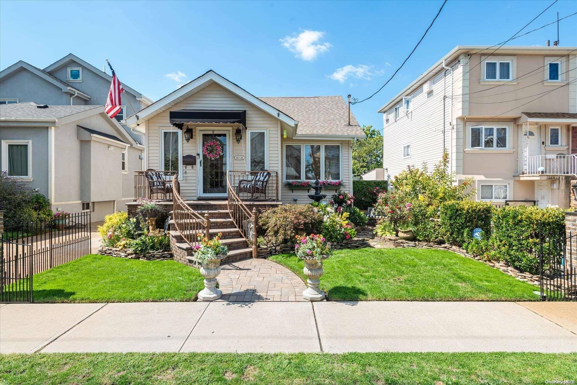 Howard Beach, NY 11414,163-24 99th ST