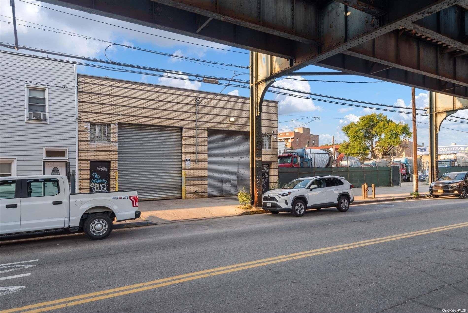 Ozone Park, NY 11417,89-07 Liberty AVE